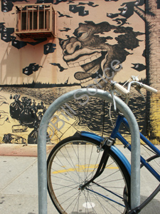 G wall with bike